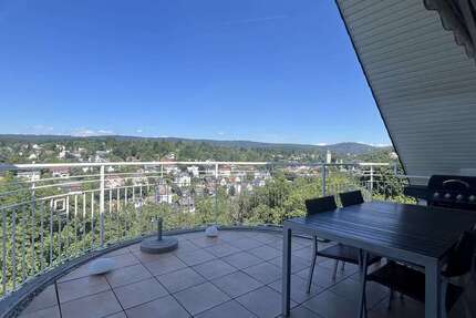 Wohnung Wiesbaden Bierstadt - 5 Zimmer, 140 m&sup2;, 3.200&euro; | Angebot:26914329