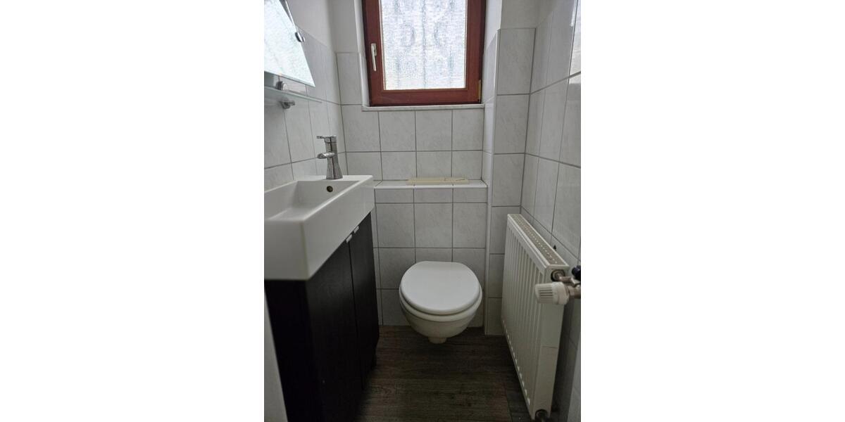 Einfamilienhaus Raunheim - 5 Zimmer, 130 m&sup2;, 2.500&euro; | Angebot:25436713