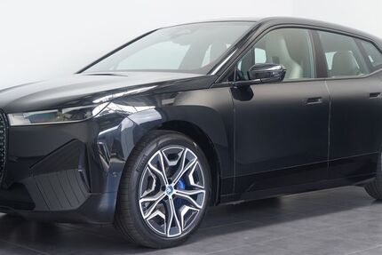 BMW iX 27.723 km 41.595 &euro; Wiesbaden 65205