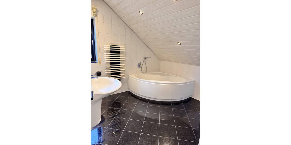 Etagenwohnung Bad Schwalbach Heimbach - 2 Zimmer, 77 m&sup2;, 186.000&euro; | Angebot:26239039
