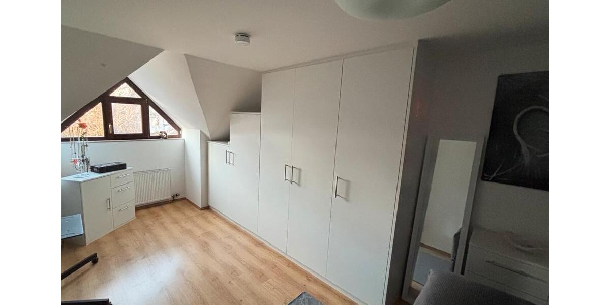 Maisonettenwohnung Kronberg im Taunus - 2.5 Zimmer, 87 m&sup2;, 369.000&euro; | Angebot:25418629