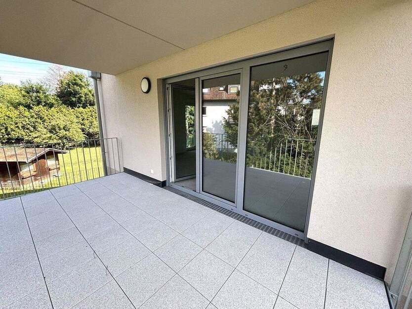 Neubau 4-Zimmer-Wohnung mit Aufzug und Sonnenbalkon
