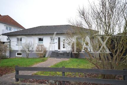 Geräumiges Einfamilienhaus mit Einbauküche und Garten in Wörsdorf- Haustiere willkommen 8 zimmer