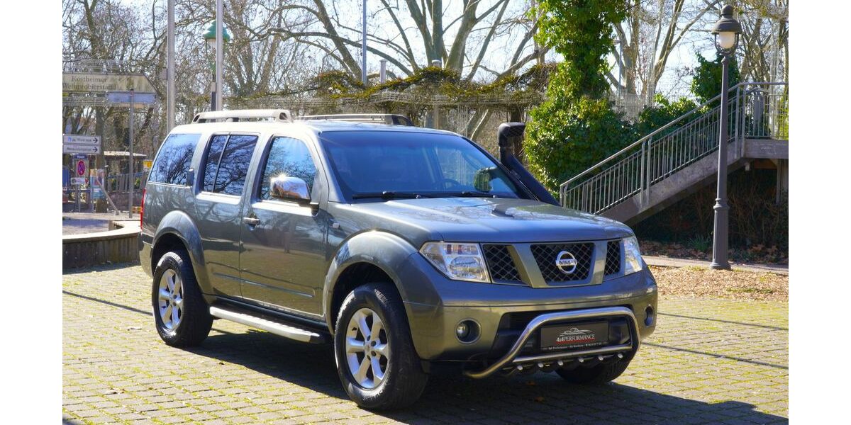 Nissan Pathfinder 159.000 km 11.995 &euro; Mainz-Kostheim 55246
