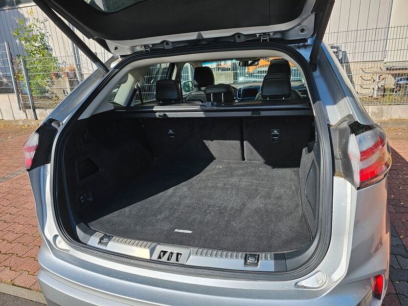 Ford Edge 60.000 km 29.900 € Frankfurt am Main 60433