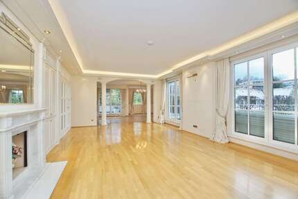 Wohnung zum Mieten in Wiesbaden 4.500 € 302 m² 5 zimmer