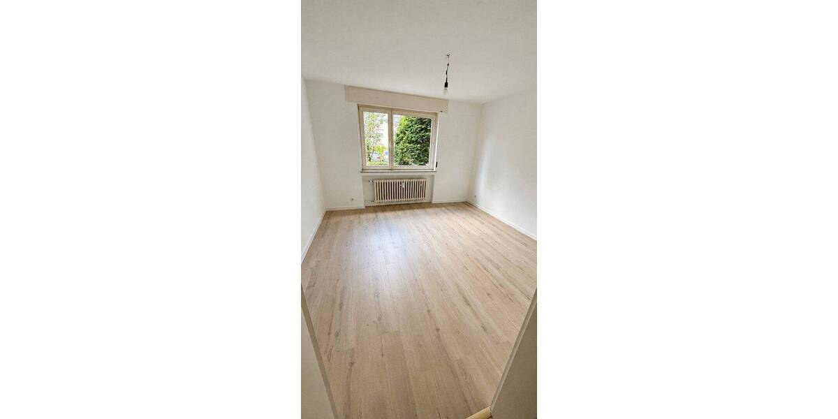 Etagenwohnung Oberursel - 2 Zimmer, 64 m&sup2;, 930&euro; | Angebot:26820011