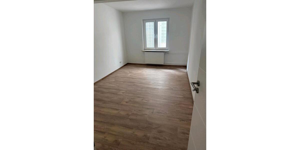Etagenwohnung Ingelheim am Rhein - 3 Zimmer, 92 m&sup2;, 1.400&euro; | Angebot:25261112