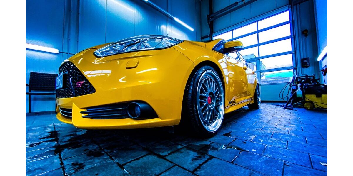 Ford Focus 76.500 km 14.900 &euro; Selters 65618
