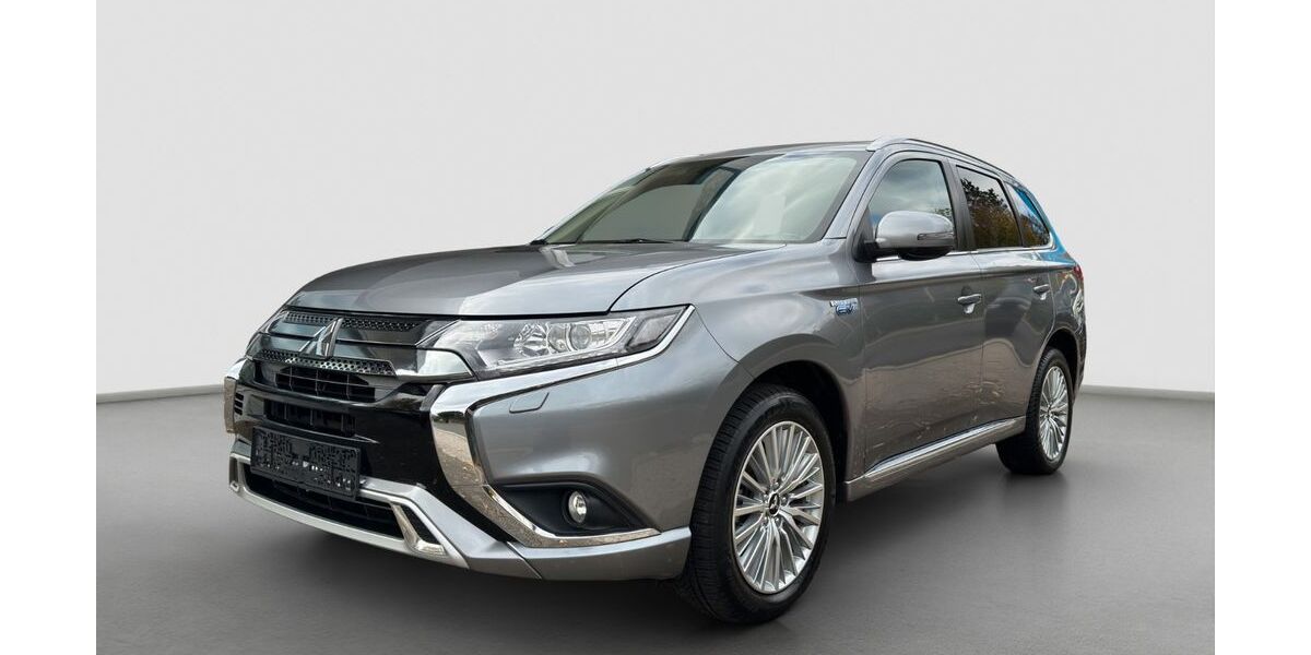 Mitsubishi Plug-in Hybrid Outlander 73.000 km 17.900 € Hofheim am Taunus 65719