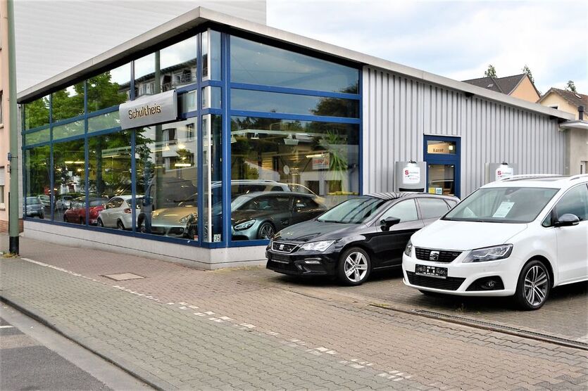 Skoda Superb 245.000 km 10.990 € Frankfurt am Main 65929