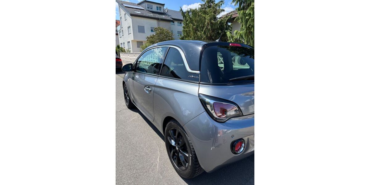 Opel Adam 72.850 km 9.900 &euro; Mörfelden-Walldorf 64546