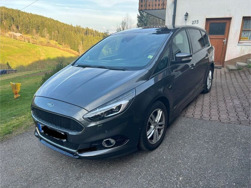 S-Max