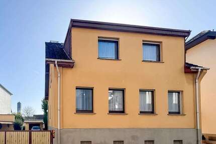 Haus Schwalbach - 7 Zimmer, 136 m&sup2;, 549.000&euro; | Angebot:25510387