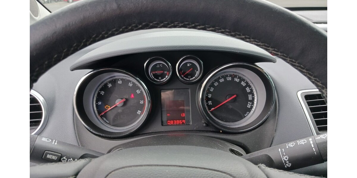 Opel Meriva 83.000 km 6.999 € Oestrich-Winkel 65375