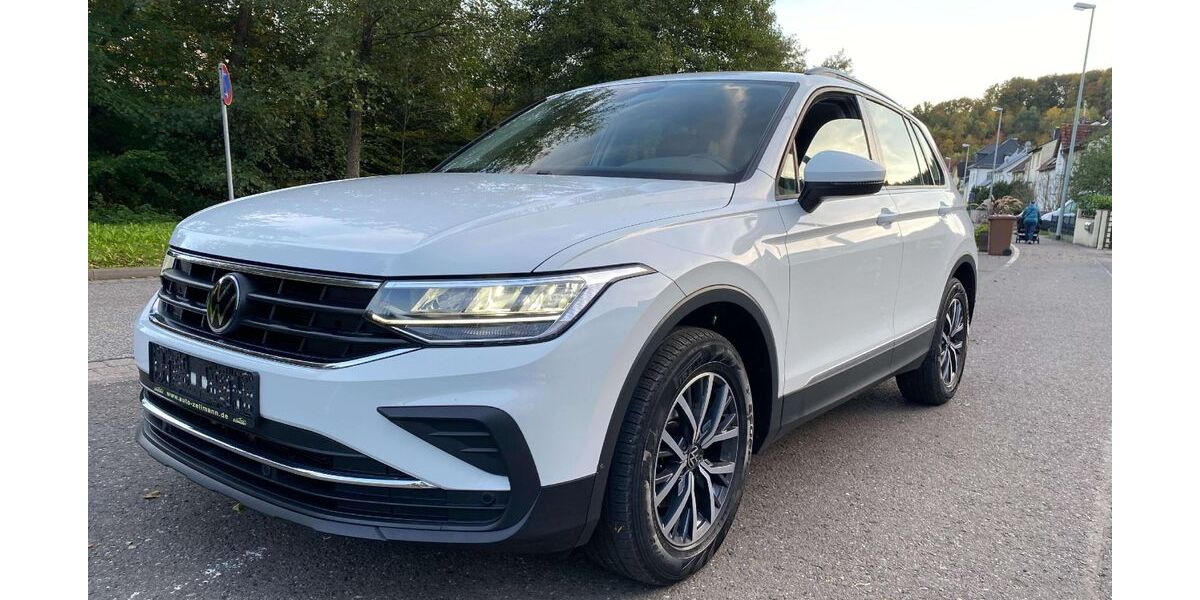 VW Tiguan 54.000 km 26.799 € Eppstein 65817