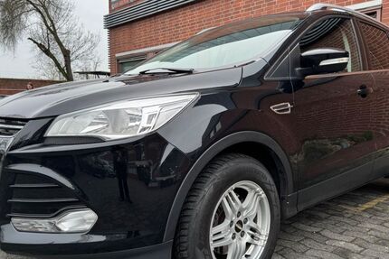 Ford Kuga 125.000 km 7.690 &euro; Rüsselsheim am Main 65428