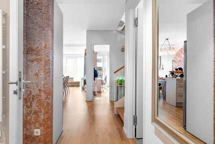 Wohnung zum Kaufen in Frankfurt am Main 1.510.000 € 152 m² 5 zimmer