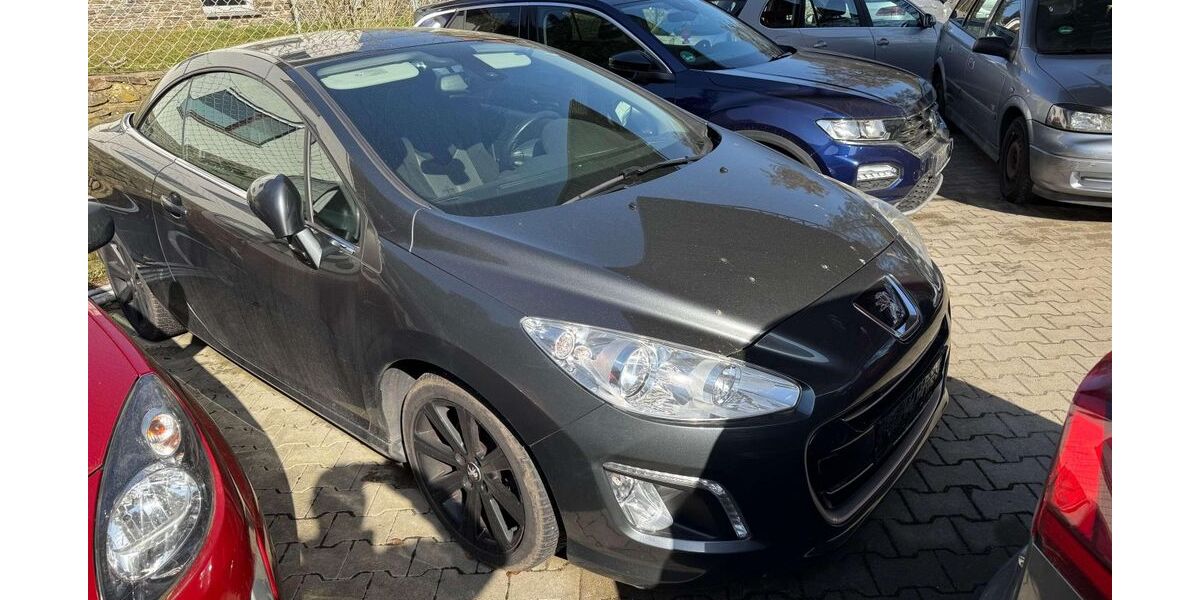 Peugeot 308 115.000 km 9.399 &euro; Eppstein 65817