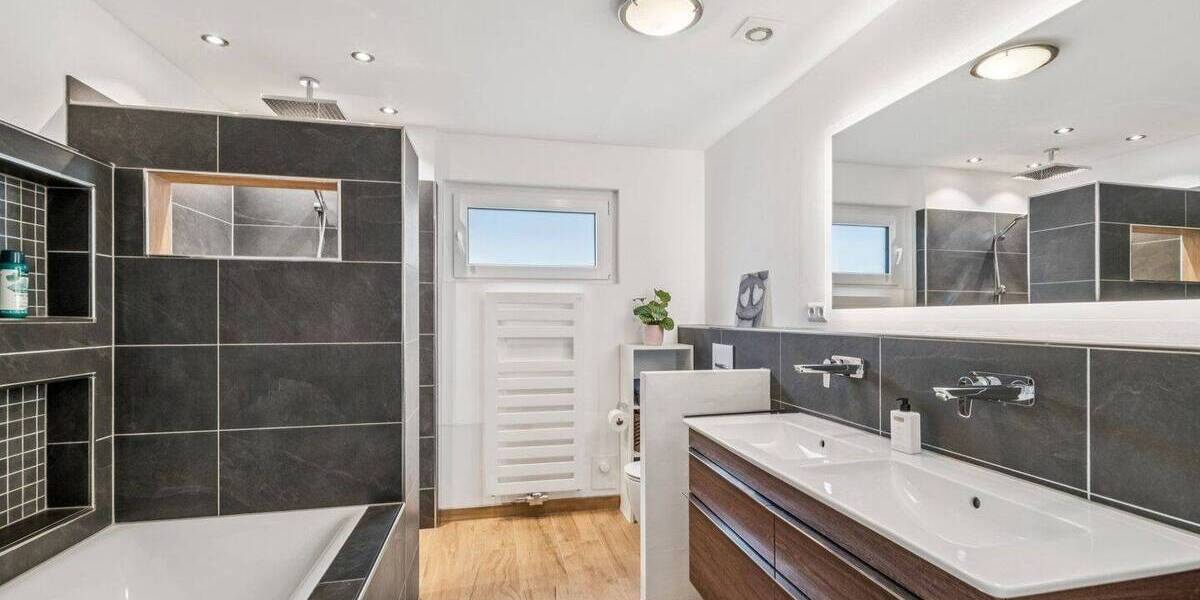 Einfamilienhaus Eppstein Vockenhausen - 8 Zimmer, 250 m&sup2;, 715.000&euro; | Angebot:26094118