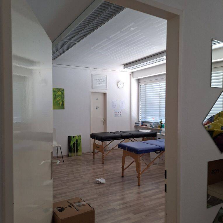65933 Ffm.-Griesheim - Praxisfläche ca. 125 m²