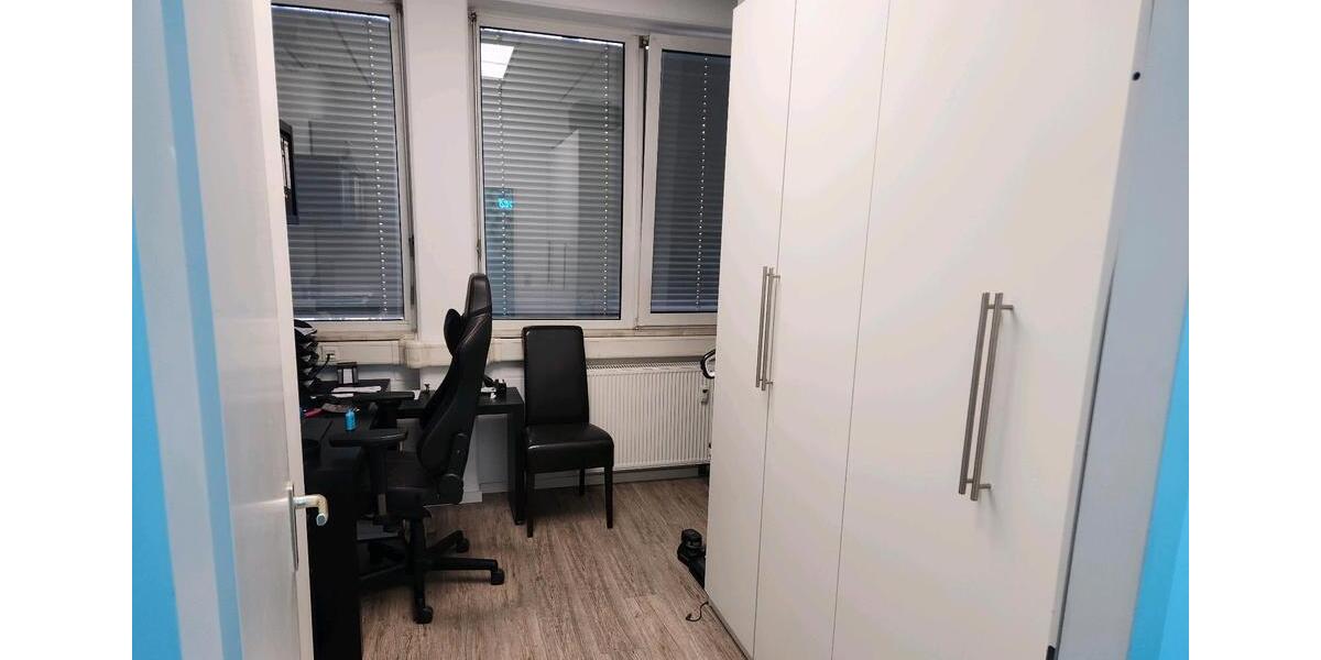 Nachmieter für Komplett eingerichtetes Beauty- & Friseurstudio – sofort starten zimmer