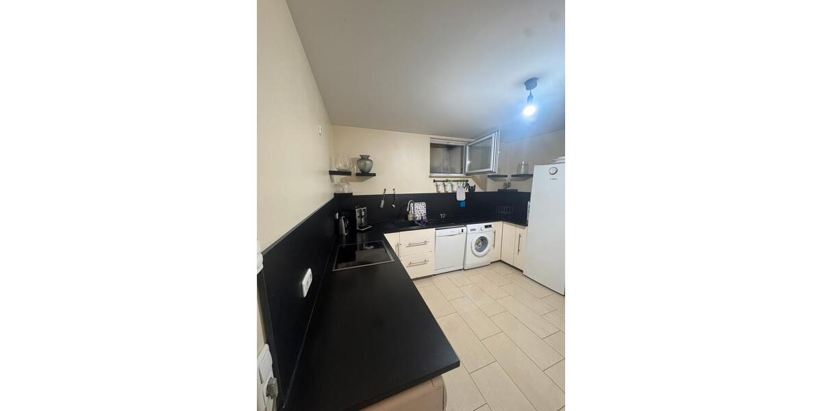 Etagenwohnung Rüsselsheim am Main - 2.5 Zimmer, 77 m&sup2;, 1.100&euro; | Angebot:25542875