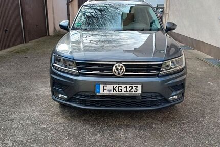 VW Tiguan 83.500 km 18.000 € Frankfurt 60599