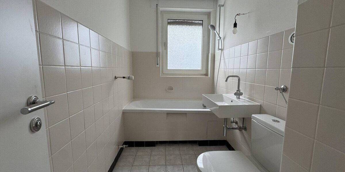 Etagenwohnung Wiesbaden Südost - 2 Zimmer, 58 m&sup2;, 910&euro; | Angebot:26820939