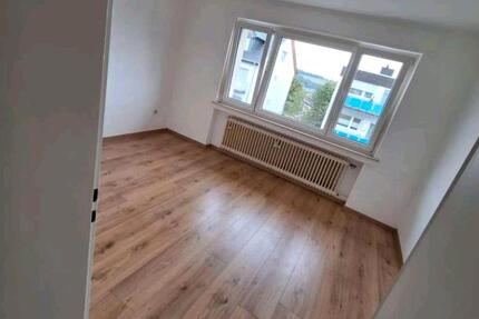 Wohnung Taunusstein - 3 Zimmer, 85 m&sup2;, 1.190&euro; | Angebot:26321008