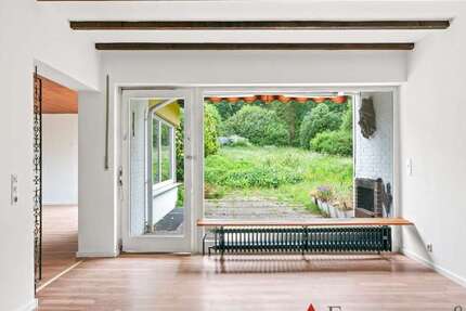 Haus zum Mieten in Wiesbaden 1.820 € 148 m² 5 zimmer