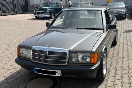 Mercedes-Benz 190 125.000 km 8.999 &euro; Königstein im Taunus 61462