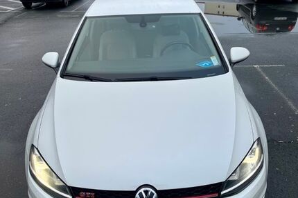 VW Golf 166.400 km 9.400 &euro; Rüsselsheim am Main 65428
