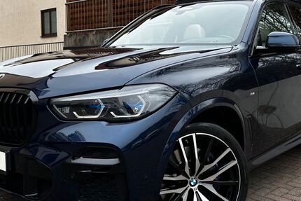 BMW X5 130.000 km 54.989 € Wiesbaden 65205