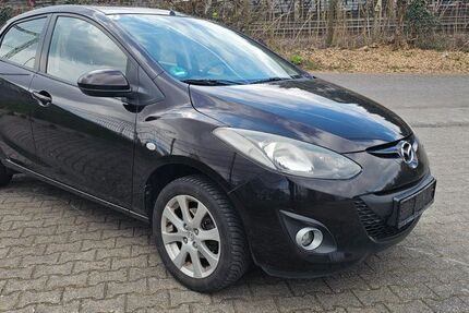 Mazda 2 153.019 km 3.200 &euro; Wiesbaden 65201