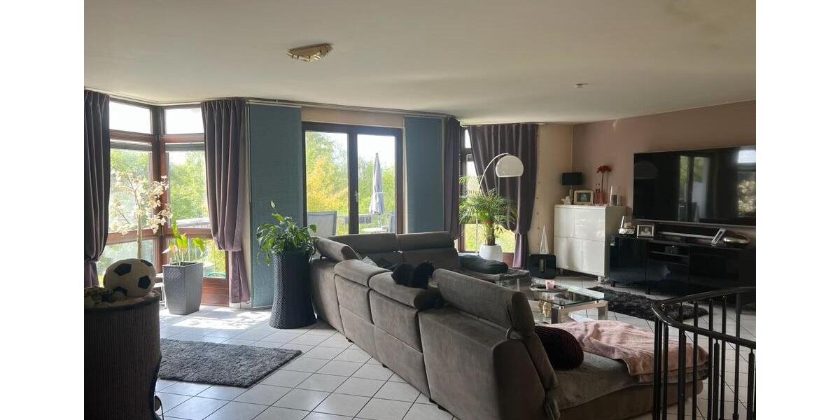 Maisonettenwohnung Wiesbaden Bierstadt - 4.5 Zimmer, 149 m&sup2;, 550.000&euro; | Angebot:26315181