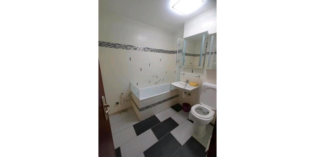 Hochparterre Wiesbaden Mainz-Amöneburg - 3.5 Zimmer, 88 m&sup2;, 330.000&euro; | Angebot:27104632