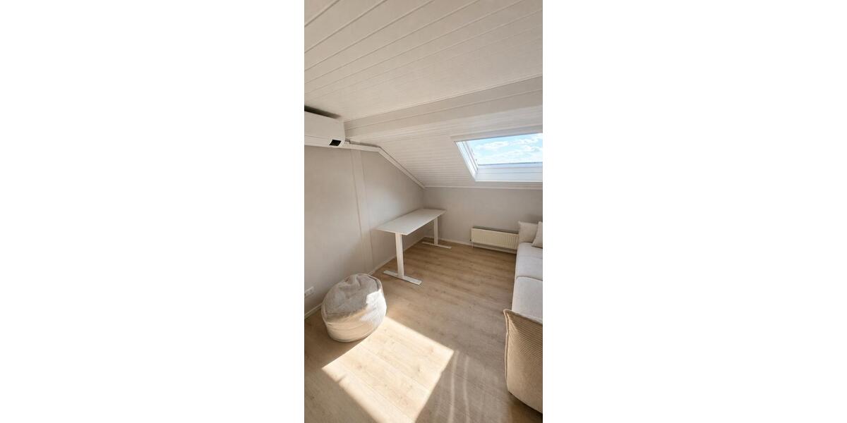 Dachgeschoßwohnung Hofheim am Taunus - 2 Zimmer, 50 m&sup2;, 1.790&euro; | Angebot:26577783