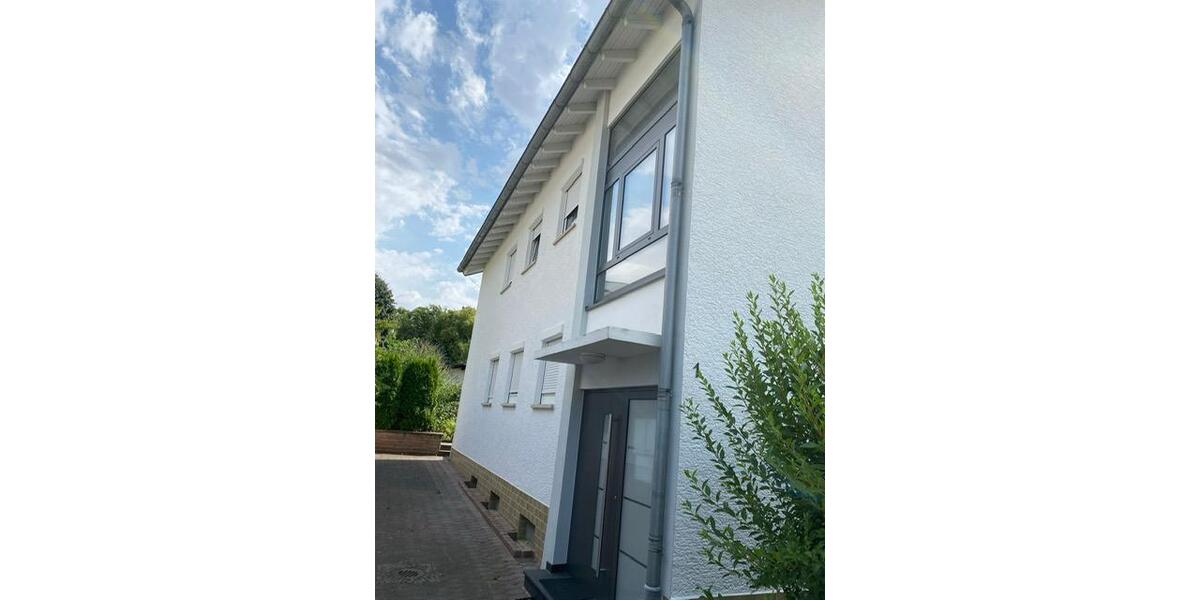 Etagenwohnung Ingelheim am Rhein Wackernheim - 4 Zimmer, 100 m&sup2;, 1.200&euro; | Angebot:26533939
