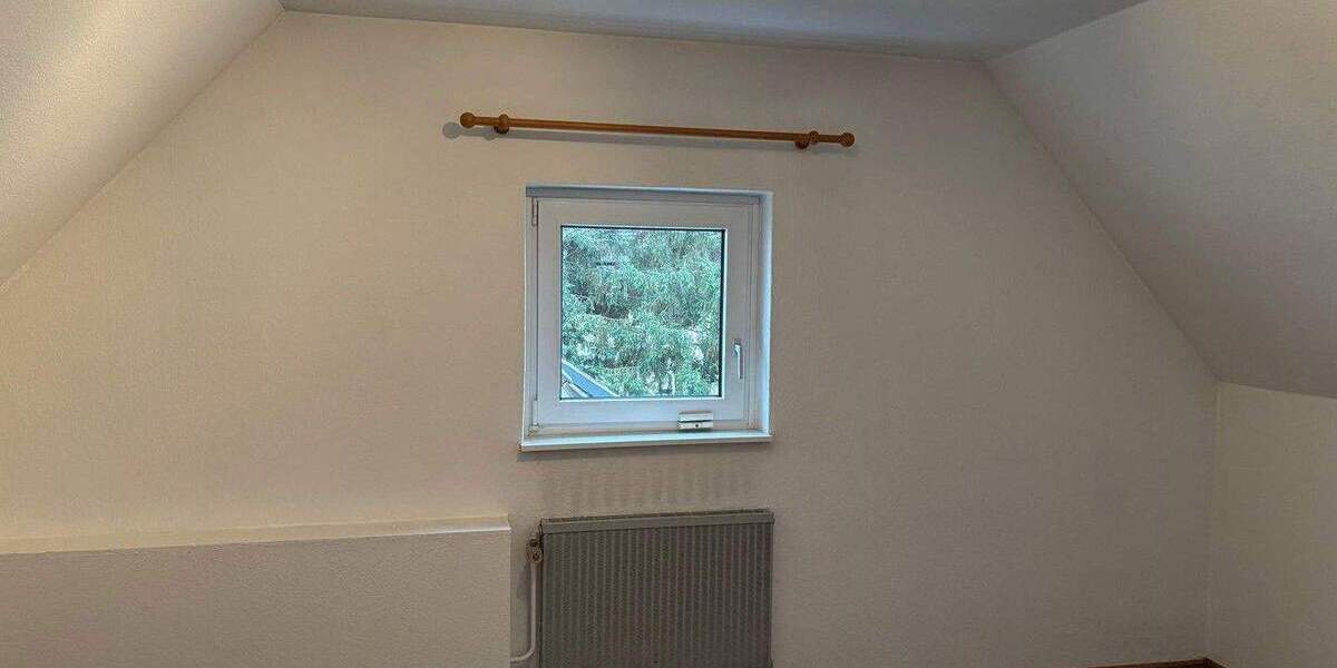 Mehrfamilienhaus, Wohnhaus Frankfurt Rödelheim - 8 Zimmer, 187 m&sup2;, 1.495.000&euro; | Angebot:25095099