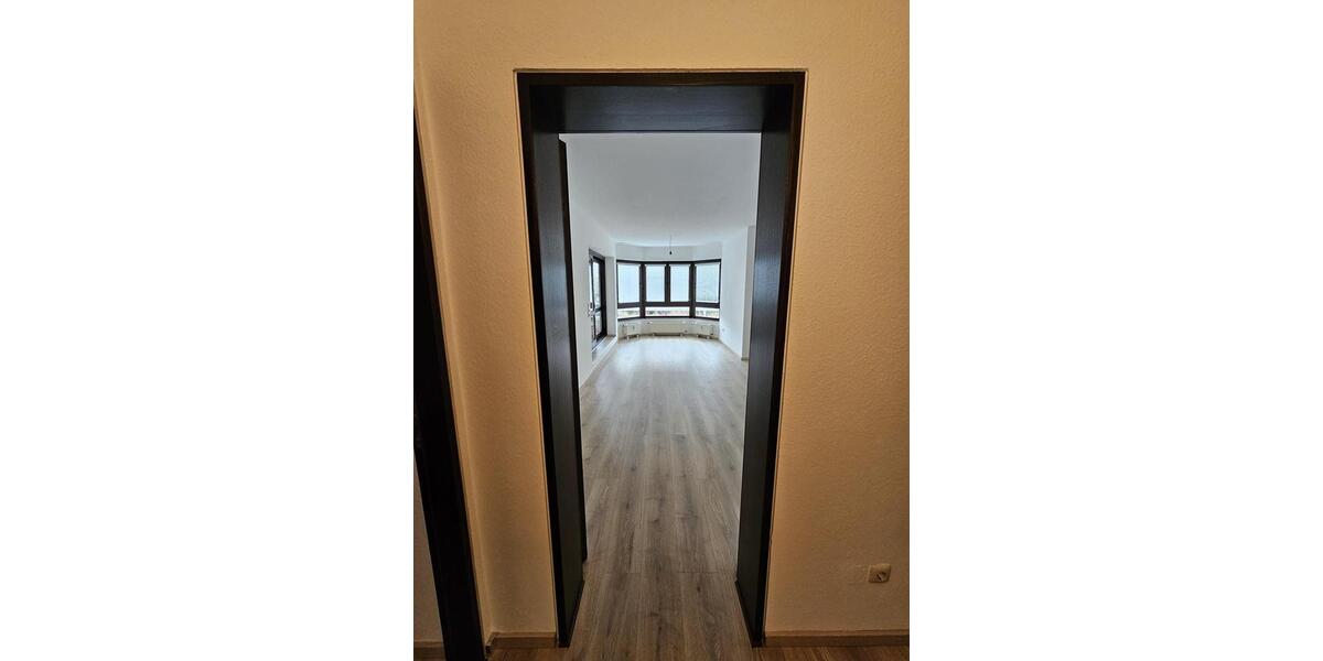 Etagenwohnung Wiesbaden Nordost - 2 Zimmer, 75 m&sup2;, 1.400&euro; | Angebot:24550310