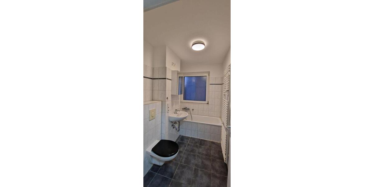 Etagenwohnung Wiesbaden Mainz-Amöneburg - 2 Zimmer, 56 m&sup2;, 850&euro; | Angebot:26213447