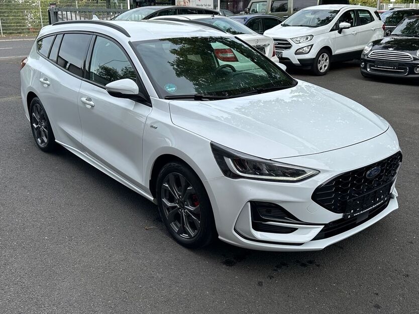 Ford Focus 31.400 km 18.500 € Wiesbaden 65203