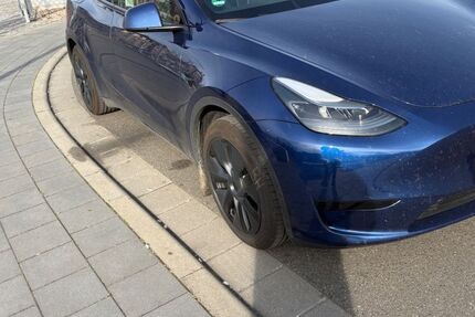 Tesla Model Y 16.200 km 33.000 &euro; Mainz 55122