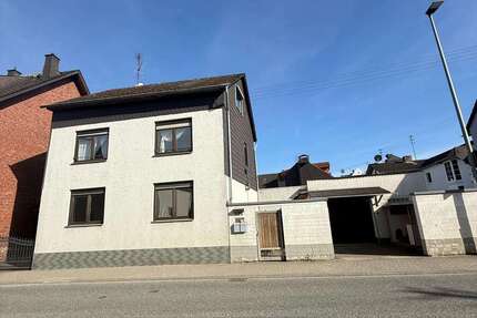 Haus zum Kaufen in Taunusstein-Wehen 345.000 € 141 m² 6 zimmer