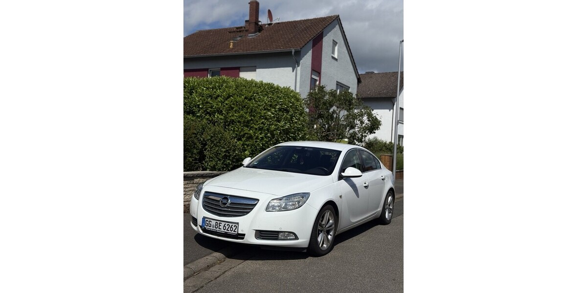 Opel Insignia 180.000 km 5.200 € Rüsselsheim am Main 65428