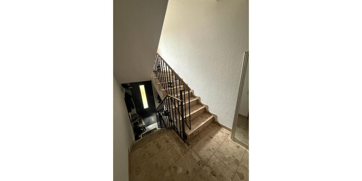 Etagenwohnung Taunusstein - 1 Zimmer, 9 m&sup2;, 450&euro; | Angebot:25548945