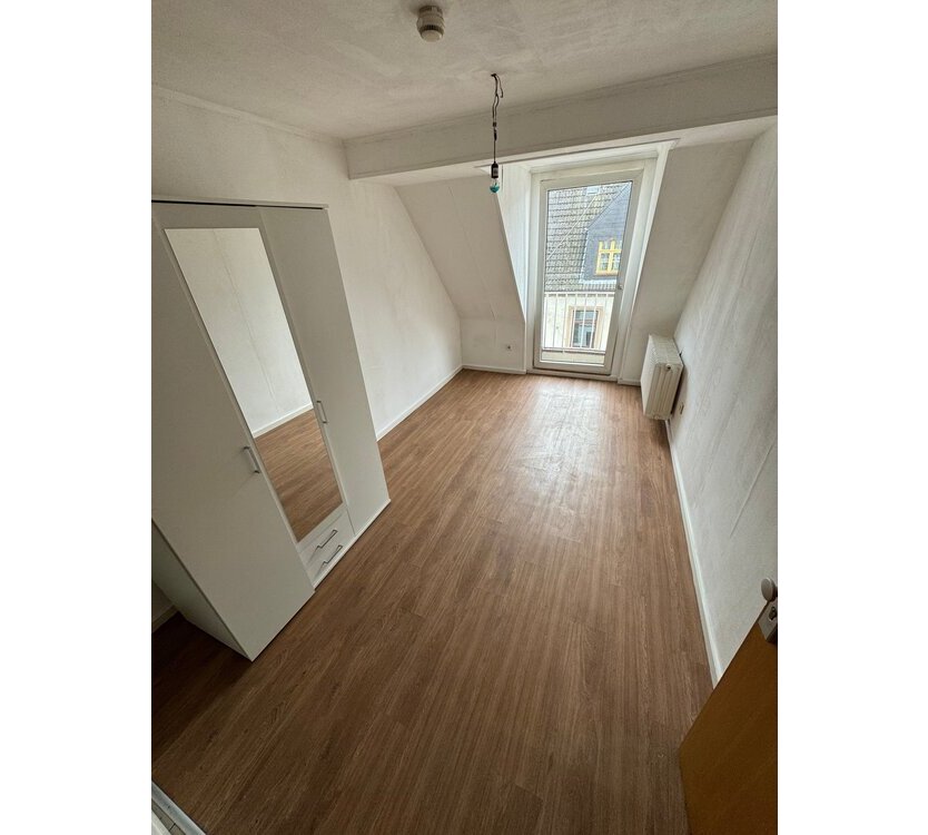 Gemütliches 1-Zimmer-Apartment mit Balkon in Mainz-Kastel vom Eigentümer zu vermieten [HMR-O24E16]