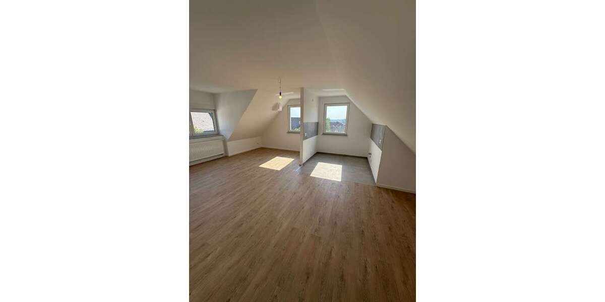 Etagenwohnung Bodenheim - 3 Zimmer, 82 m&sup2;, 1.271&euro; | Angebot:27164077