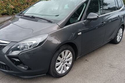 Opel Zafira Tourer 99.500 km 9.400 &euro; Wiesbaden 65203